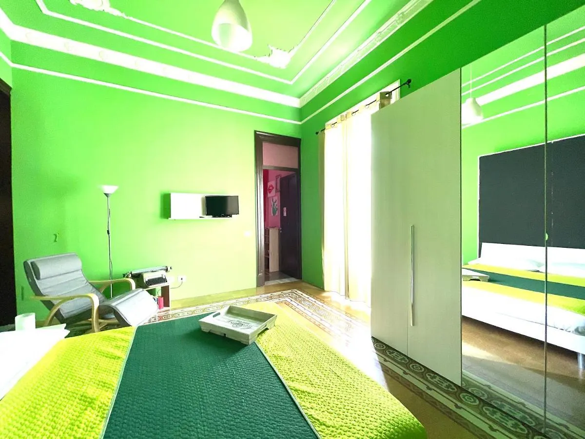 ** Bed & Breakfast Boheme B&B Al Centro Di Palermo Italy