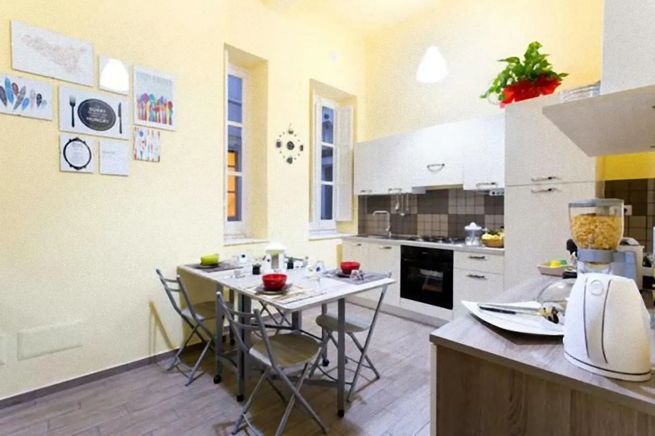 ** Bed & Breakfast Boheme B&B Al Centro Di Palermo Italy